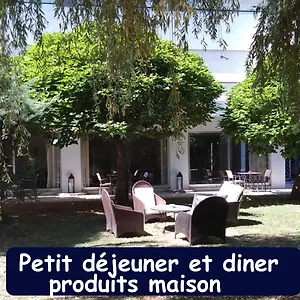 hotel-astoria-saint-etienne.hotels-rhonealpes.com/